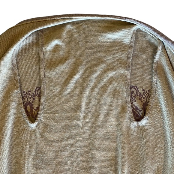 Fringe Tan & Lavender Sweater Shrug Poncho. One Size Great Condition! Beautiful! - Picture 7 of 7